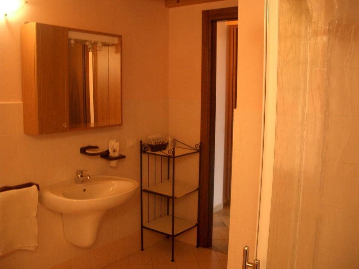 B&B Borgo Tre Case Cavriana Esterno foto